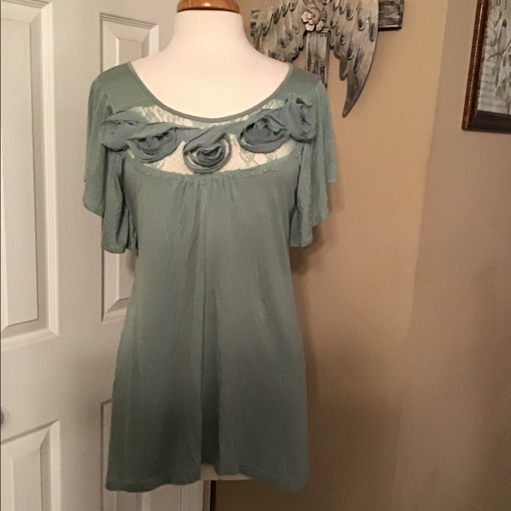 Design History top size L NWOT